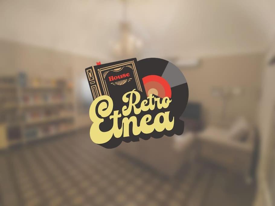 Retroetnea - Appartamento In Centro Storico - Con Camere Comunicanti Catánia Buitenkant foto